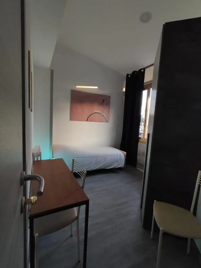Airport Boulevard Guesthouse Grassobbio 0*,