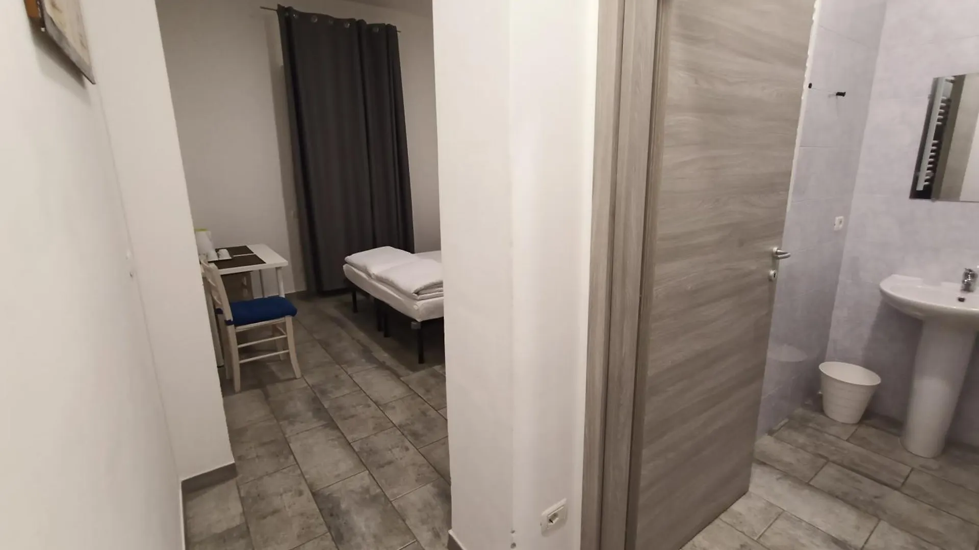 Airport Boulevard Guesthouse Grassobbio Guest house